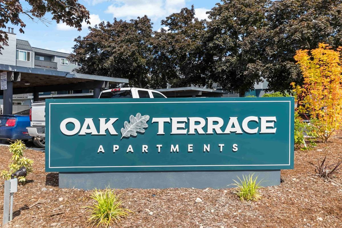 Apartment for rent at 42 Thunderbird Parkway SW, Lakewood, WA 98498