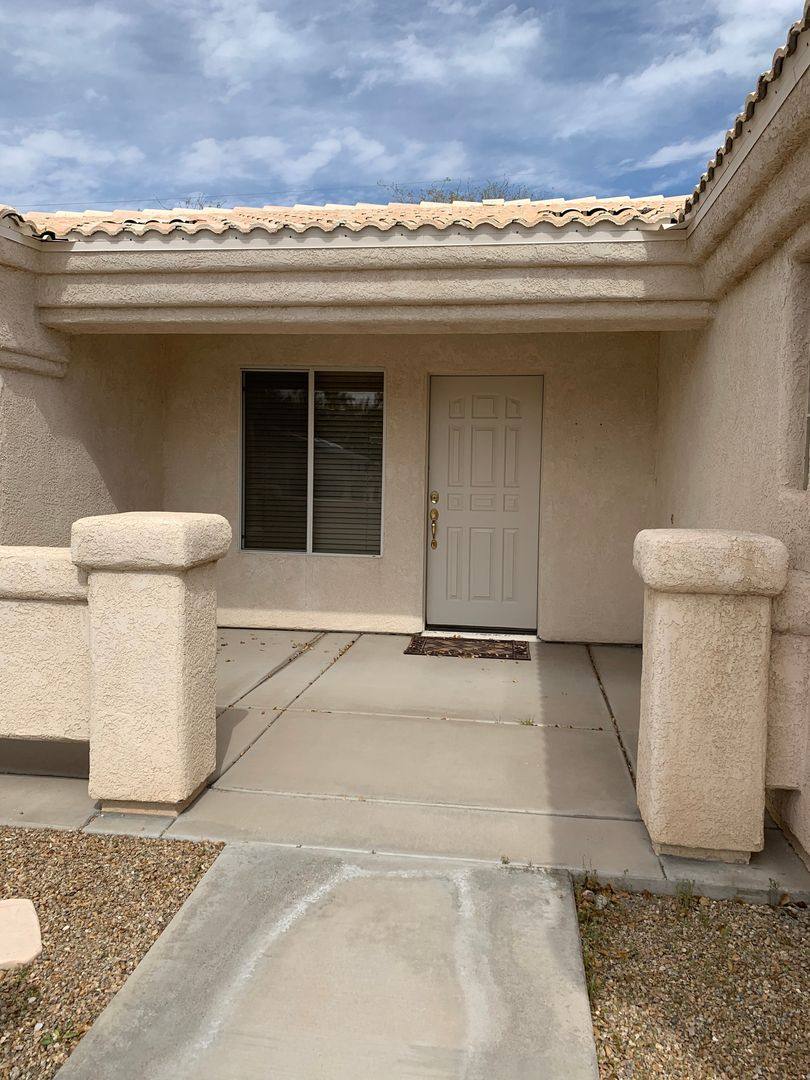 House for rent at 3301 Tolteca Dr, Lake Havasu City, AZ 86406
