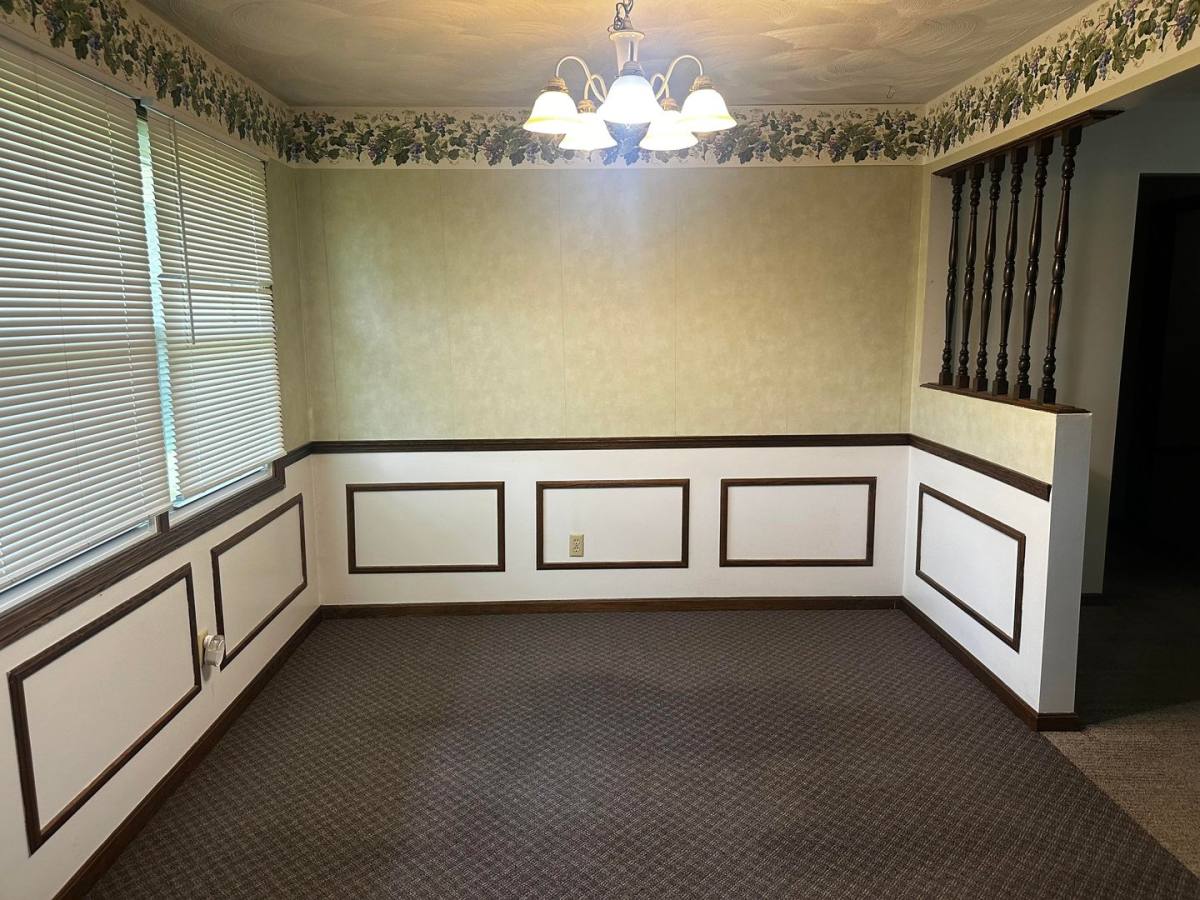 Apartment for rent at 75 81 Pres Vannes Dr, Dalton, OH 44618