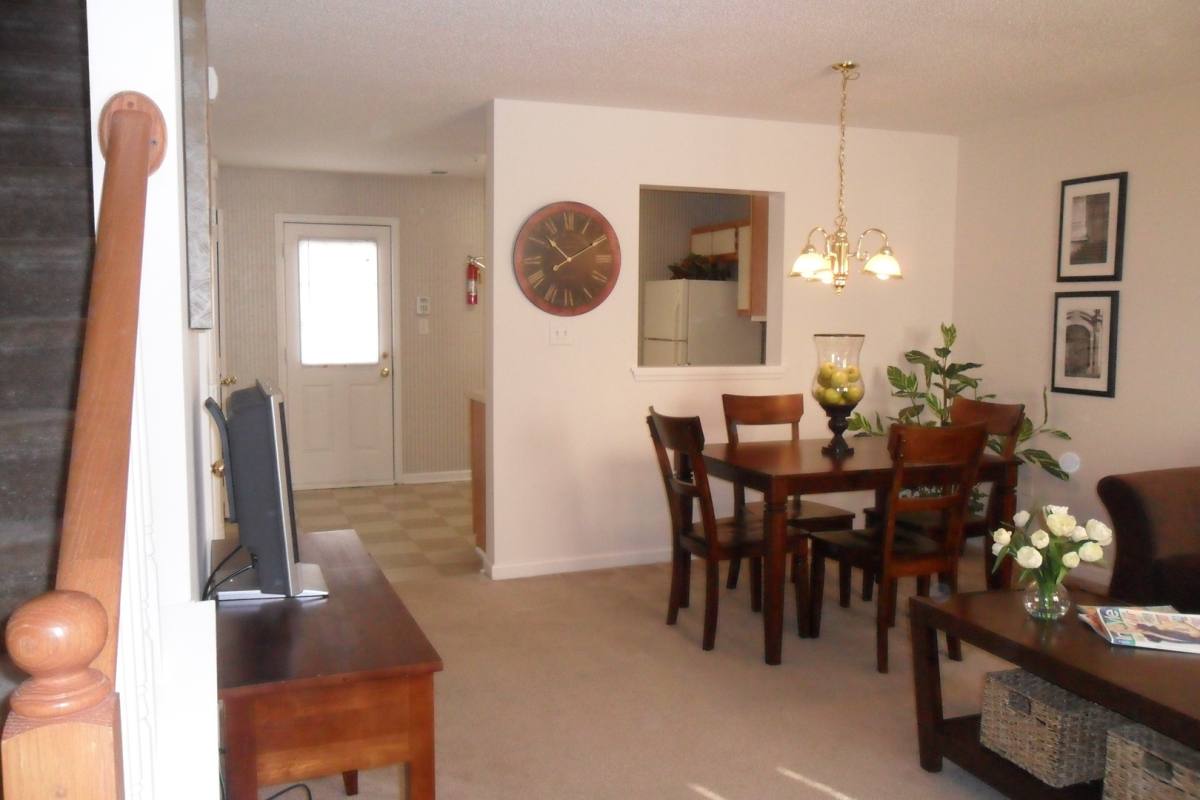 Apartment for rent at 930 Barnett Shoals Rd, Athens, GA 30605