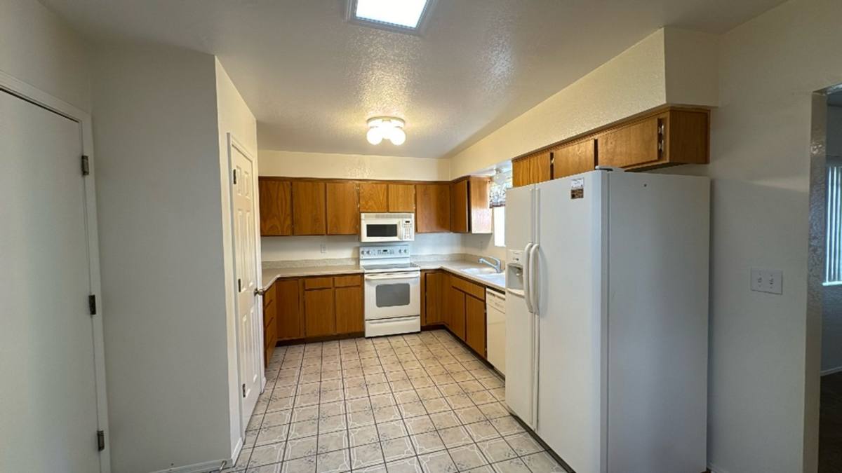 House for rent at 1041 Carmelita Dr, Sierra Vista, AZ 85635