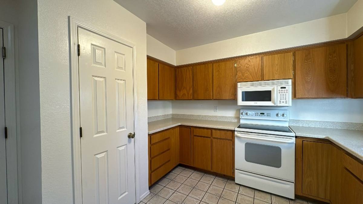 House for rent at 1041 Carmelita Dr, Sierra Vista, AZ 85635