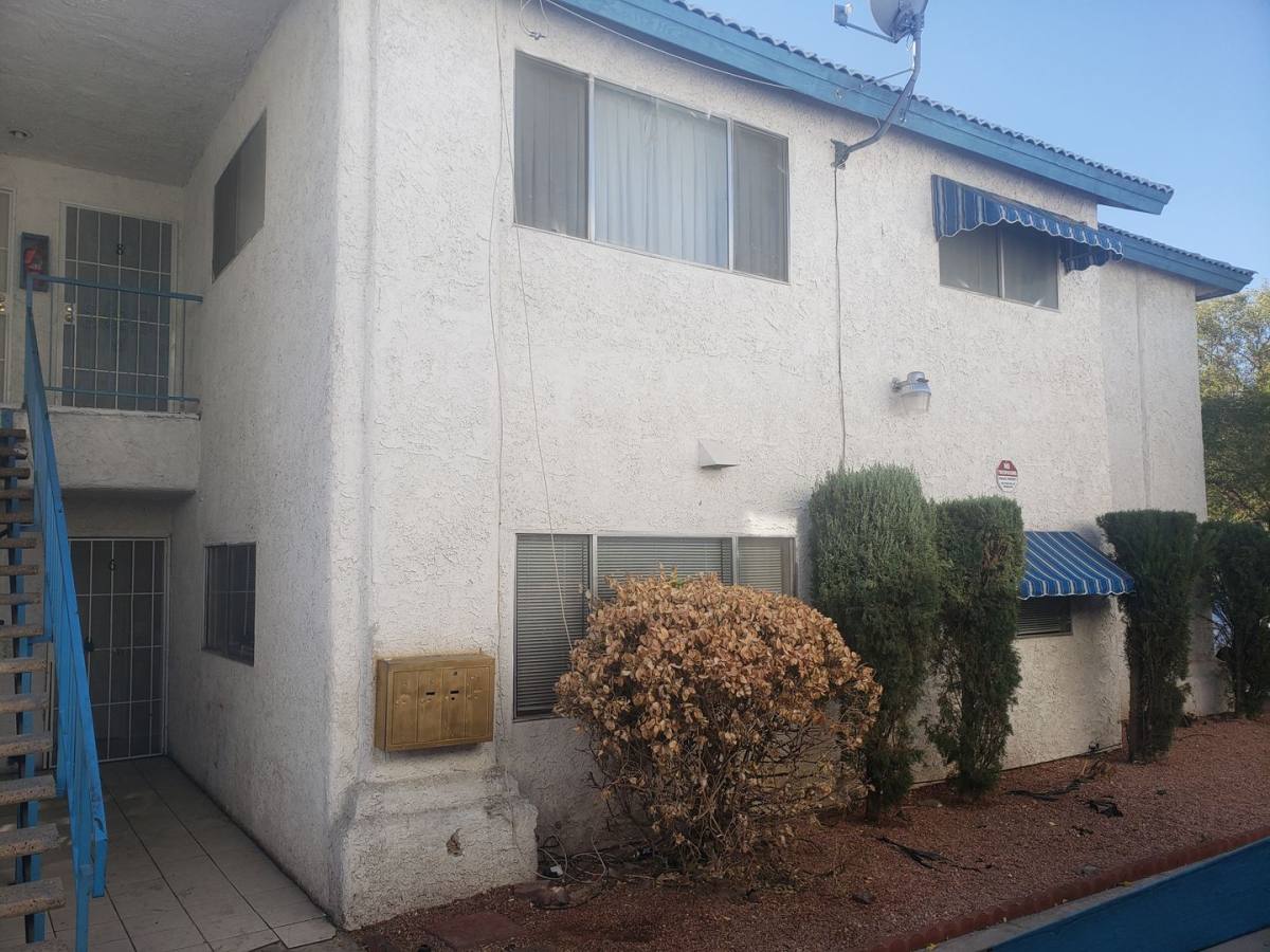 Apartment for rent at 116 Orland St, Las Vegas, NV 89107