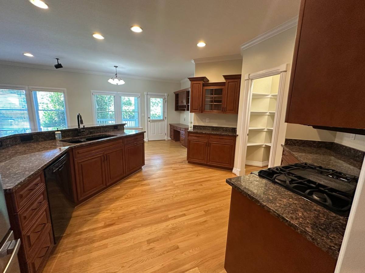 House for rent at 3040 Creek Rd, Kitty Hawk, NC 27949
