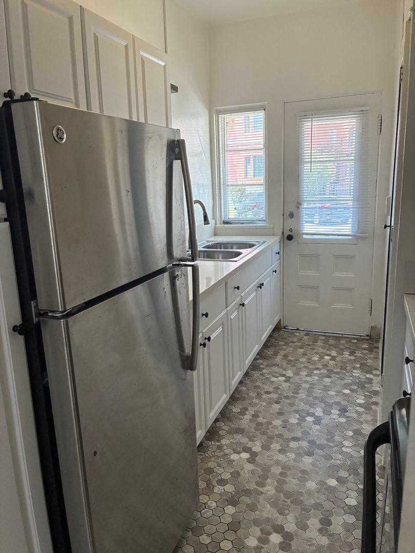 Apartment for rent at 2350-23605 Third Ave, San Diego, CA 92101