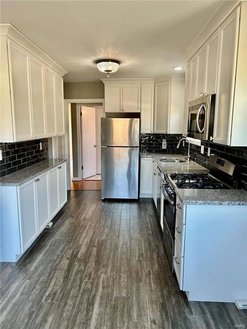 Apartment for rent at 7227-7229 Balson Ave, Saint Louis, MO 63130