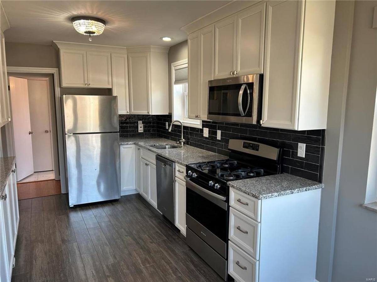 Apartment for rent at 7227-7229 Balson Ave, Saint Louis, MO 63130