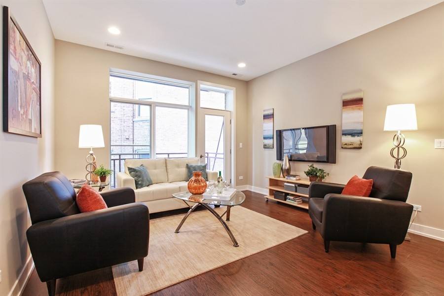 Apartment for rent at 2008 N Whipple St, Chicago, IL 60647