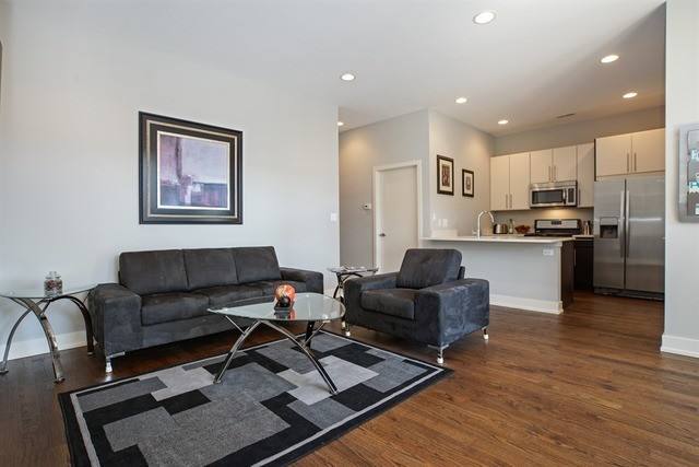 Apartment for rent at 2740 W N Ave, Chicago, IL 60647