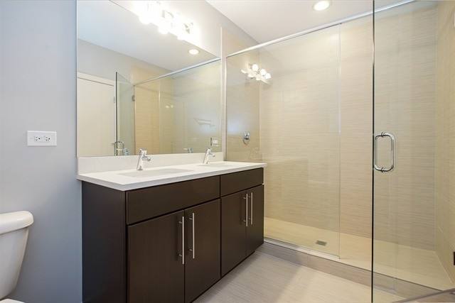 Apartment for rent at 2740 W N Ave, Chicago, IL 60647