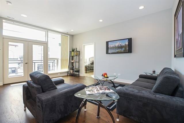 Apartment for rent at 2740 W N Ave, Chicago, IL 60647