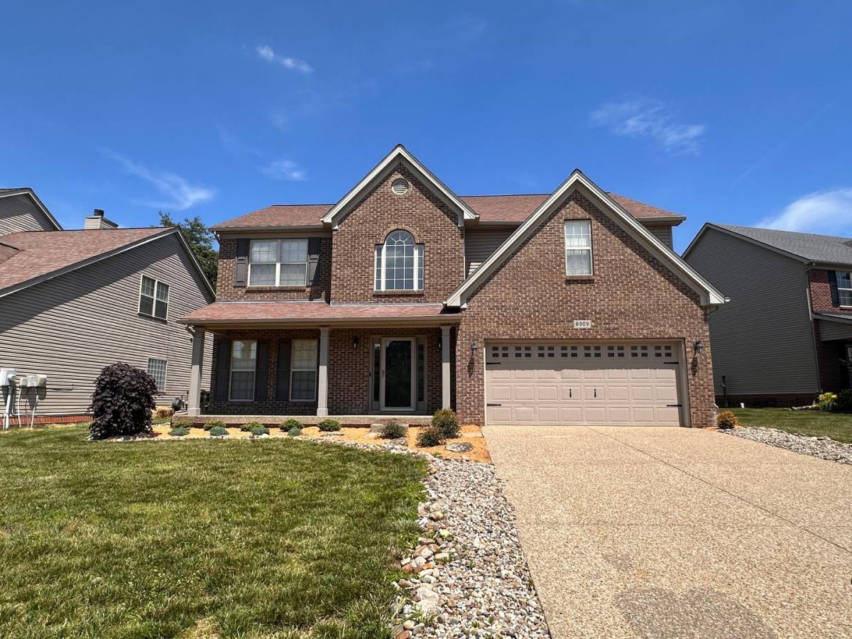 Apartment for rent at 8909 Gentlewind Way, Louisville, KY 40291
