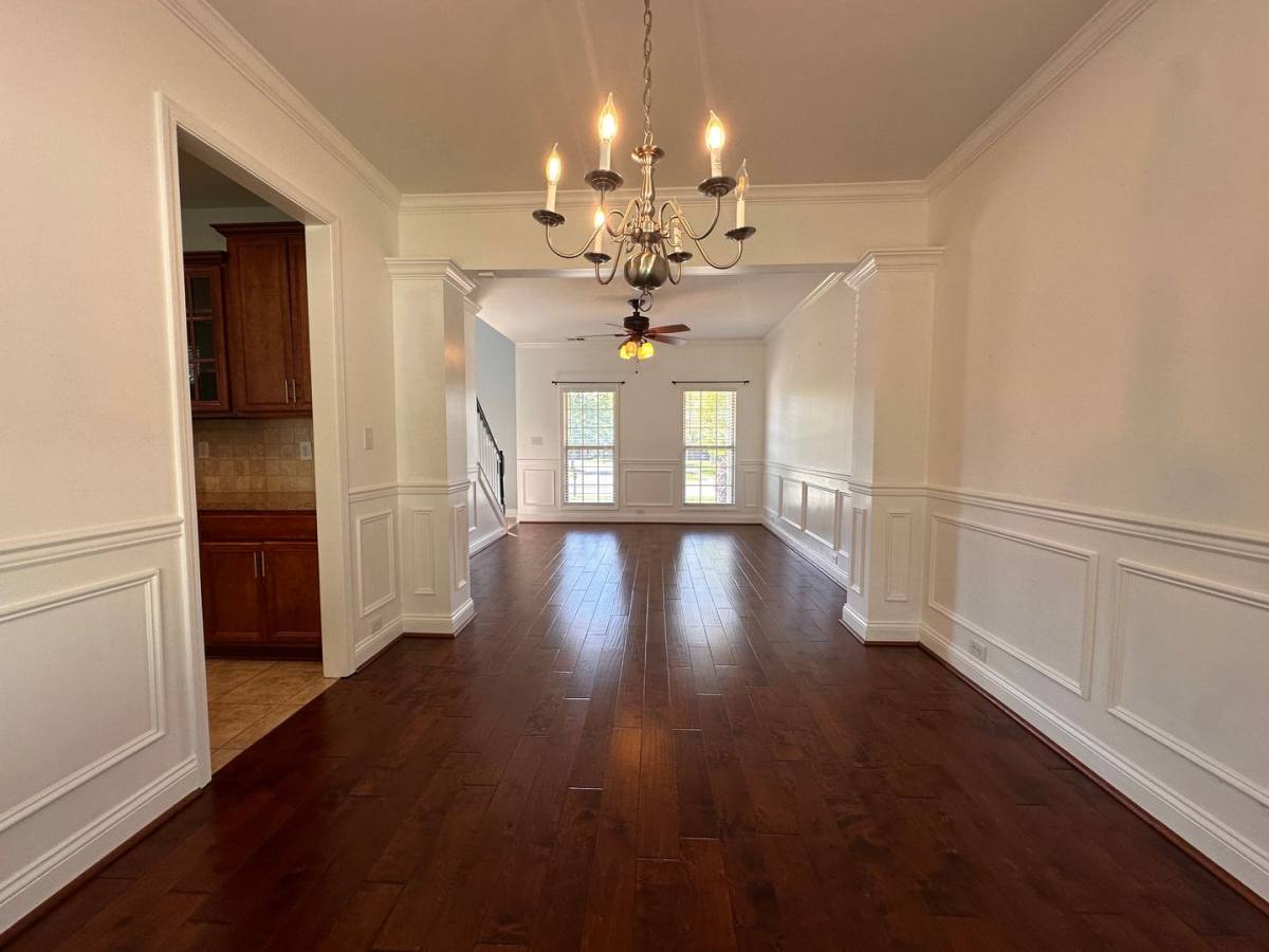 Apartment for rent at 8909 Gentlewind Way, Louisville, KY 40291