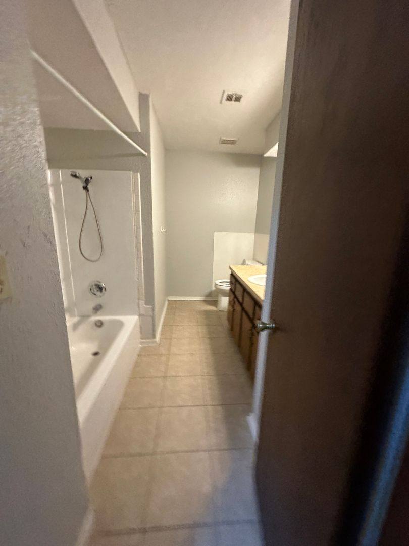 House for rent at 537 Franklin, Jones, OK 73049
