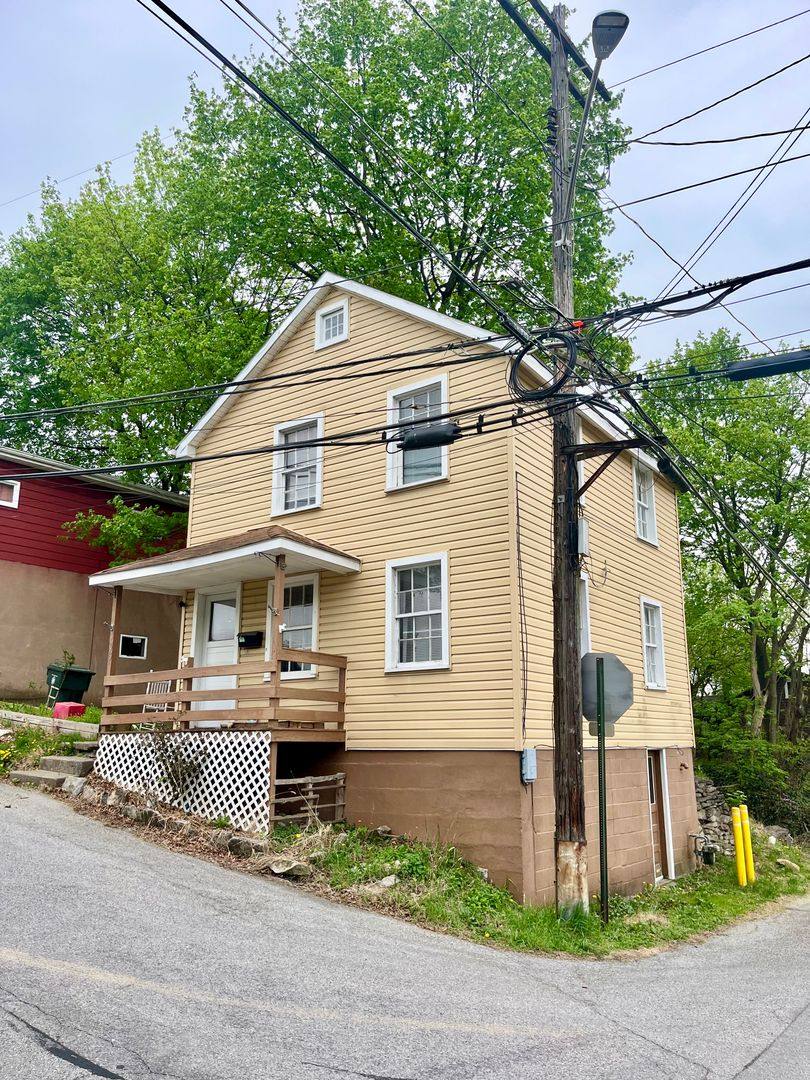 House for rent at 105 N Ridge St, Bellefonte, PA 16823