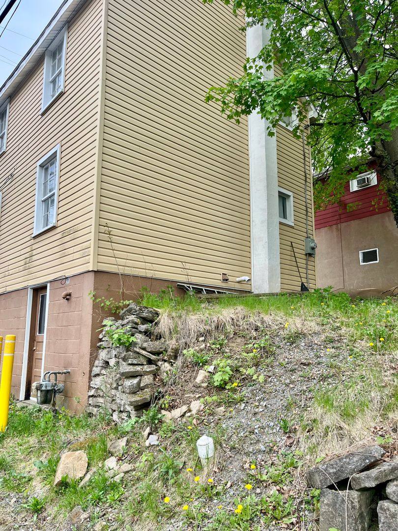House for rent at 105 N Ridge St, Bellefonte, PA 16823