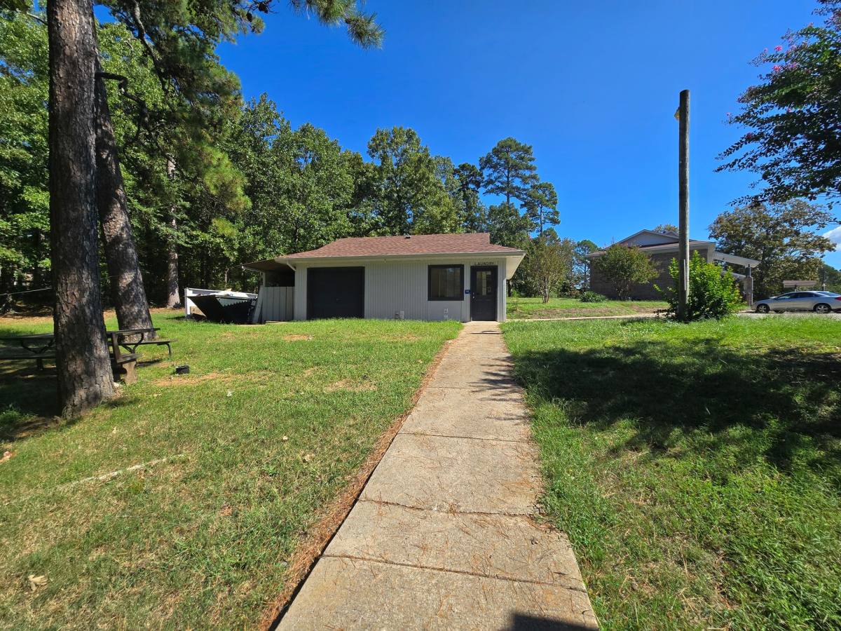 Apartment for rent at 400 N Conway, Heber Springs, AR 72543