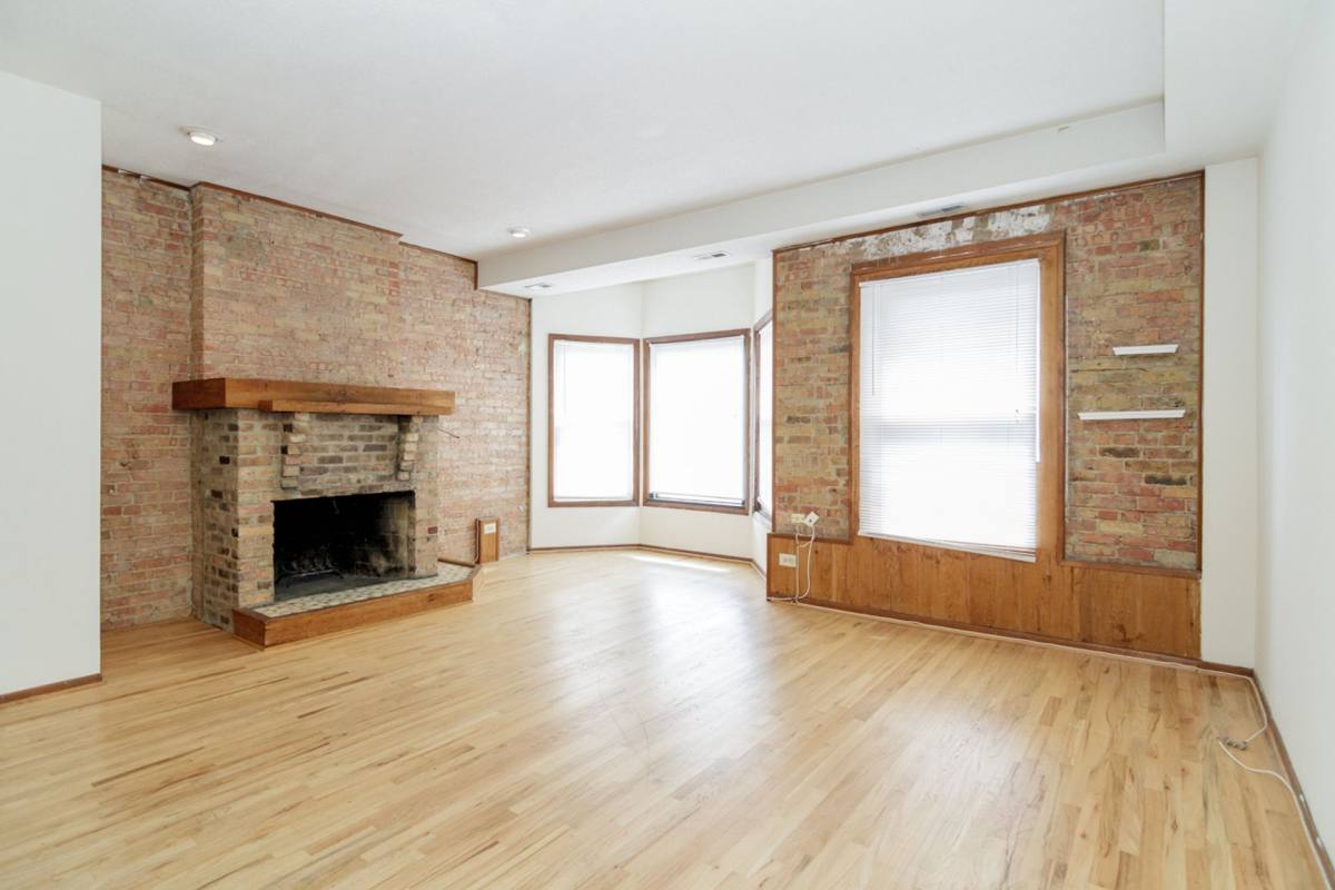 Apartment for rent at 2519 N Lincoln Ave, Chicago, IL 60614