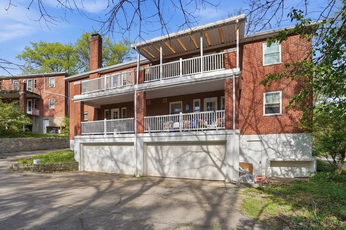 Apartment for rent at 3518 Hazelwood Ave, Cincinnati, OH 45211