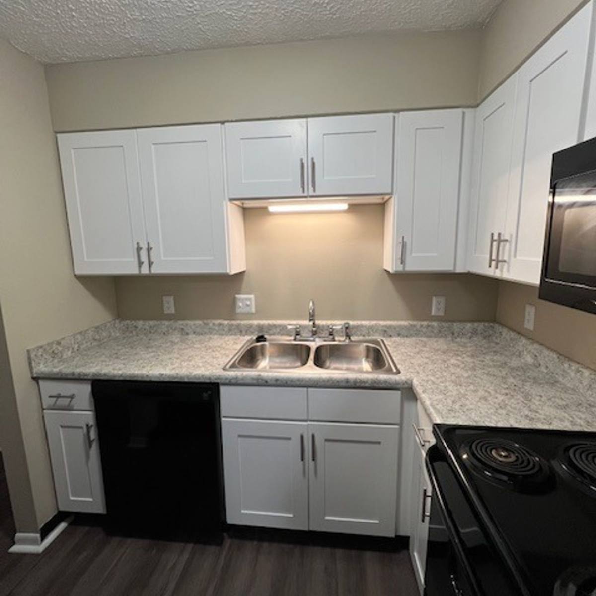 Apartment for rent at 1704 S Cross Lakes Circle #D, Anderson, IN 46012