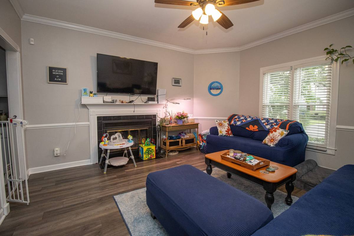 House for rent at 103 Ashley Court, West Columbia, SC 29169
