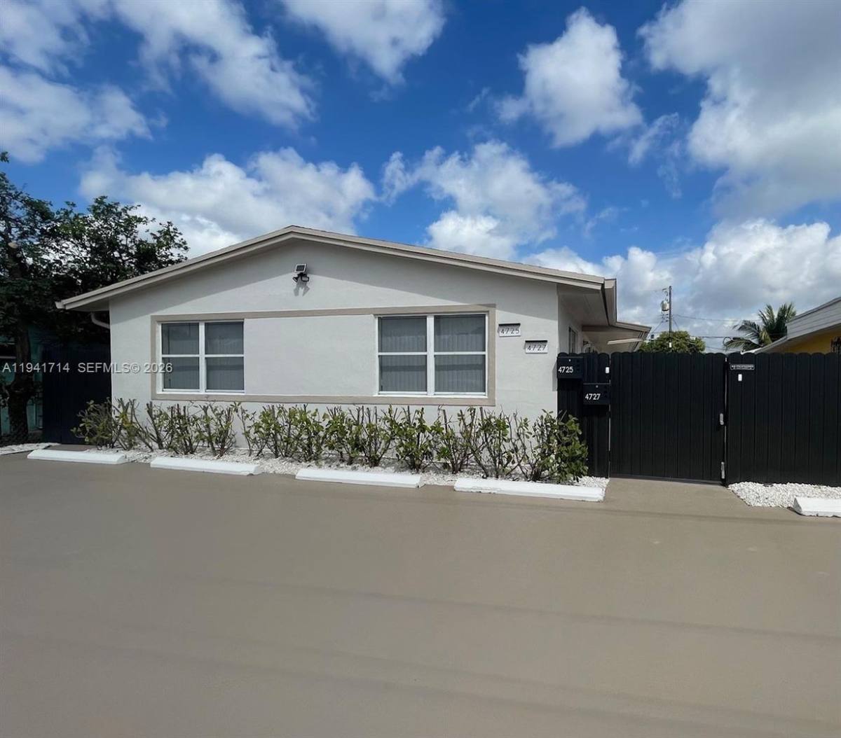 House for rent at 4725 NW 4th St Front, Miami, FL 33126
