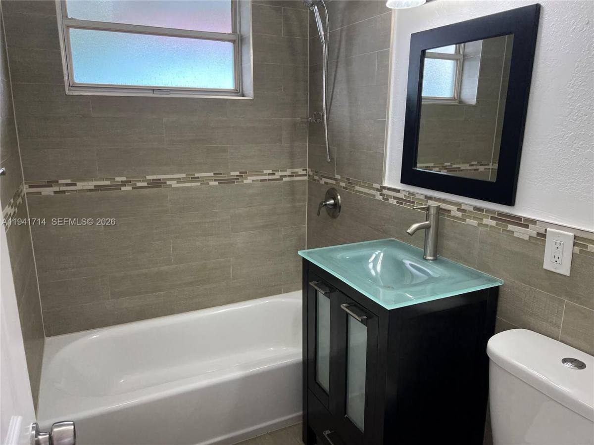 House for rent at 4725 NW 4th St Front, Miami, FL 33126