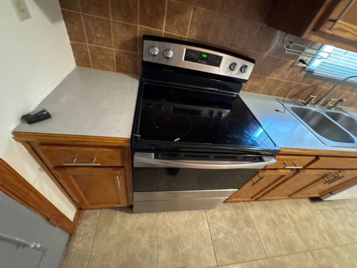 House for rent at 11508 E 51st St, Kansas City, MO 64133