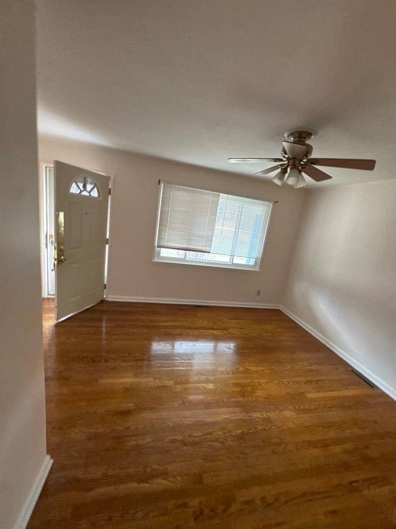 House for rent at 11508 E 51st St, Kansas City, MO 64133