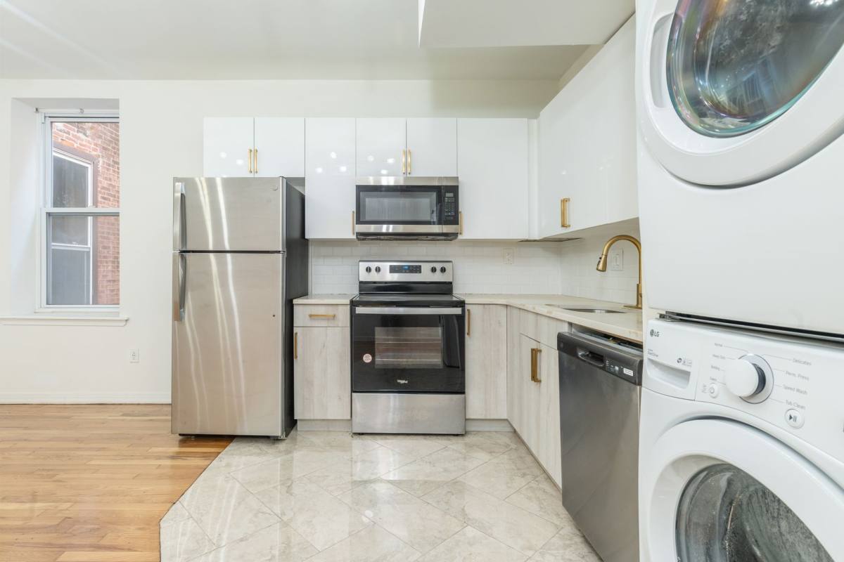 Apartment for rent at 1424 W Girard Ave, Philadelphia, PA 19130