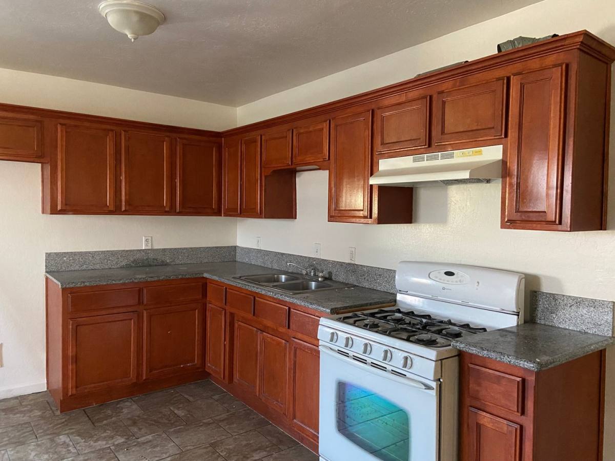 Apartment for rent at 520-530 Union Ave, Bakersfield, CA 93307