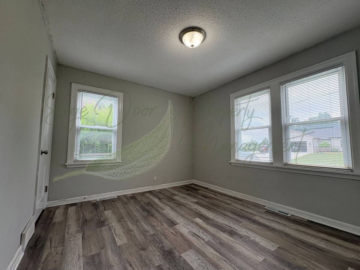 House for rent at 1109 NW B St, Blue Springs, MO 64015