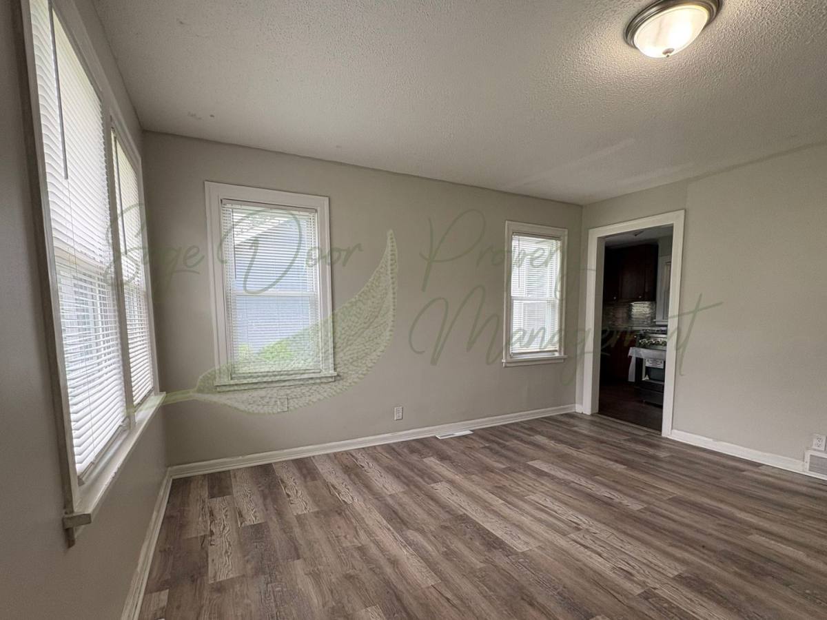 House for rent at 1109 NW B St, Blue Springs, MO 64015