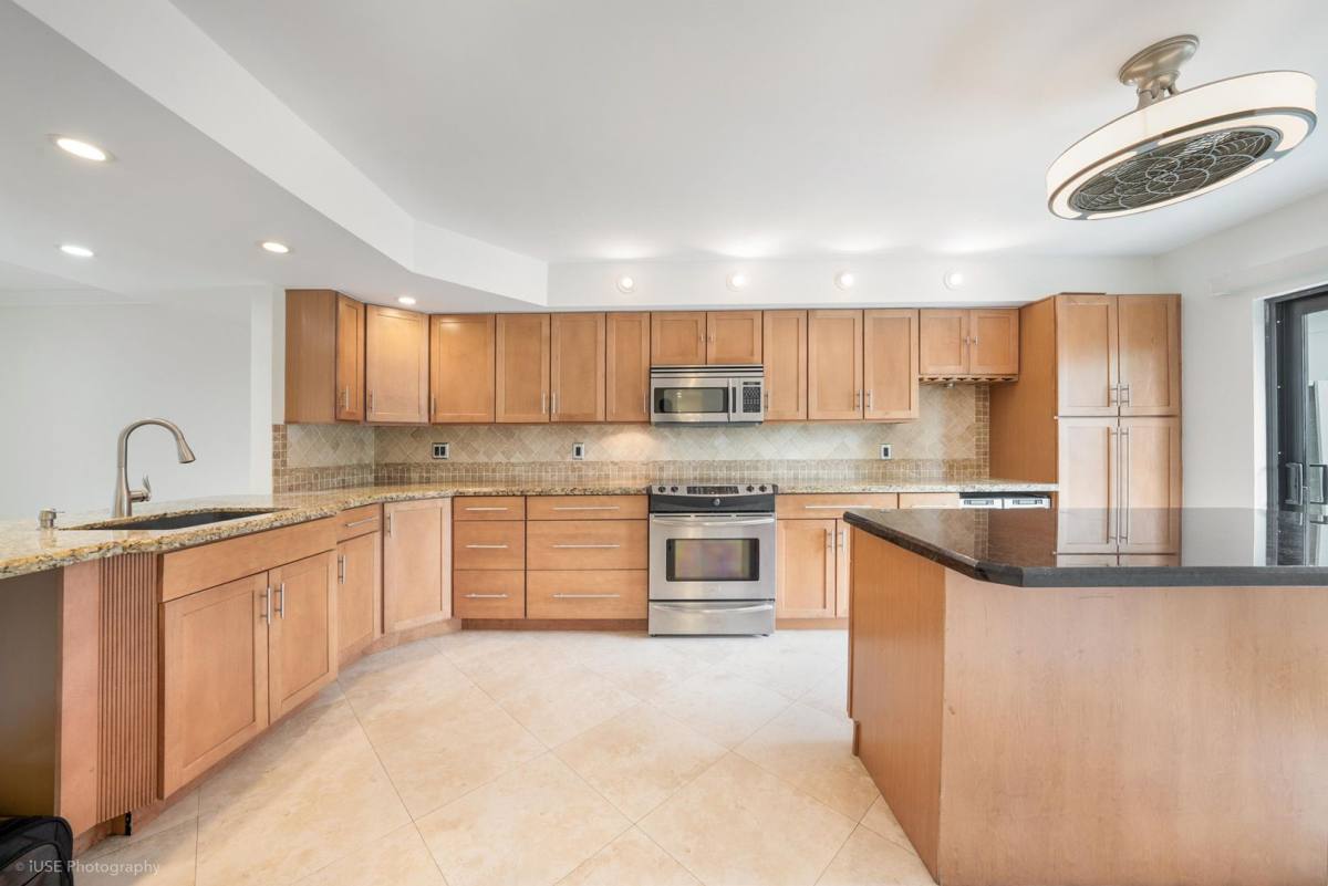 Townhouse for rent at 525 Bayfront Dr, Boynton Beach, FL 33435