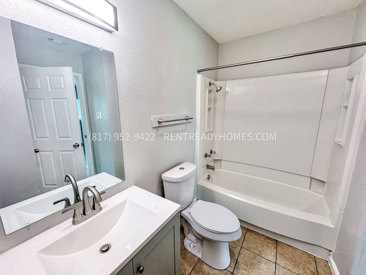 House for rent at 5840 Glacier Sun Dr, San Antonio, TX 78244