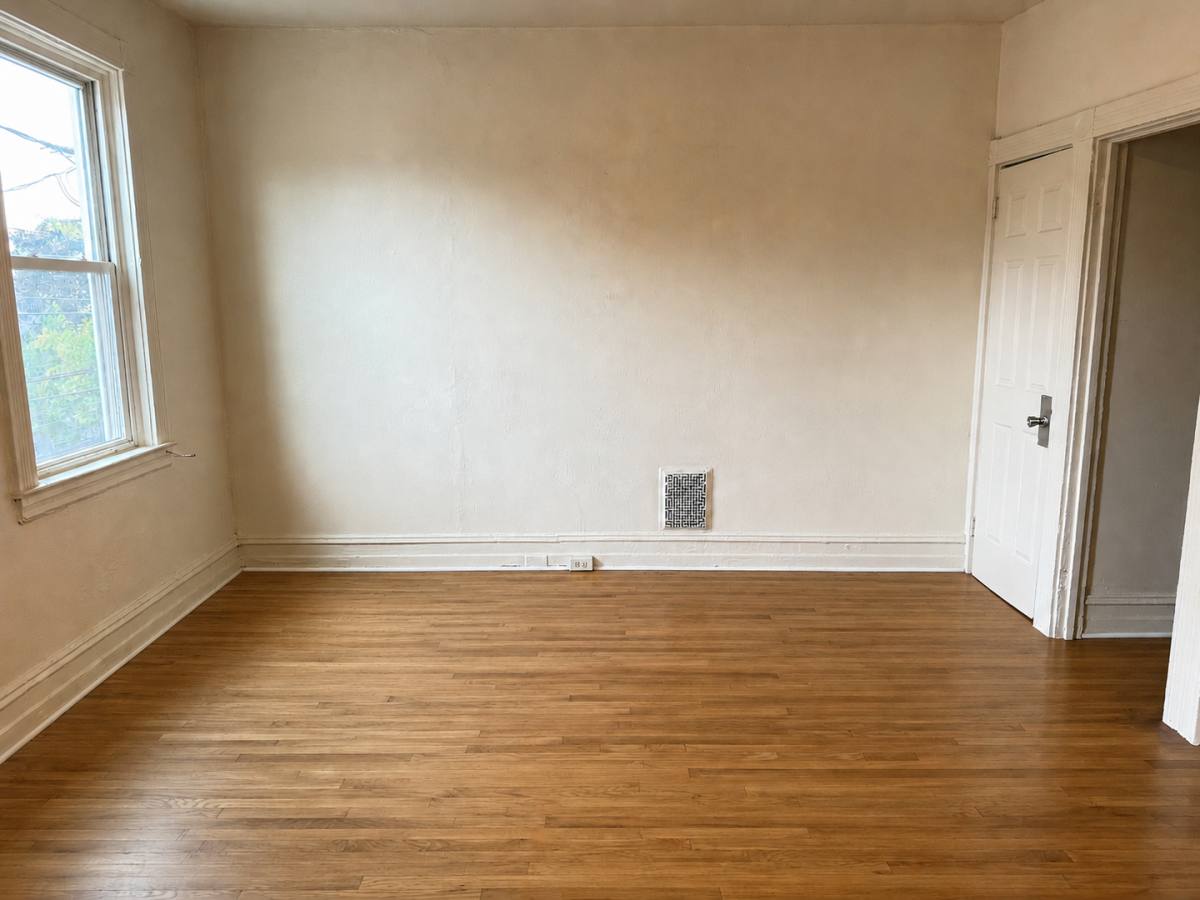 Apartment for rent at 454 W King St, Lancaster, PA 17603