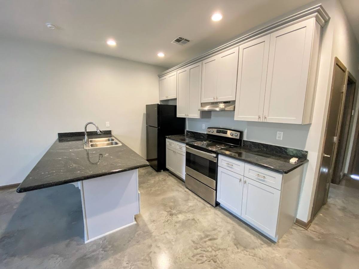 Apartment for rent at 144 Arlington Dr, Lake Charles, LA 70605