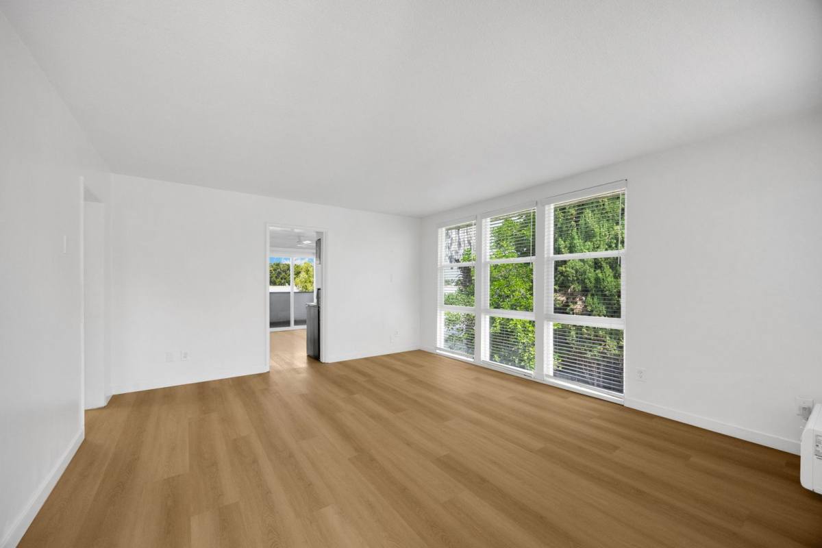 Apartment for rent at 13421 Penn St, Whittier, CA 90602
