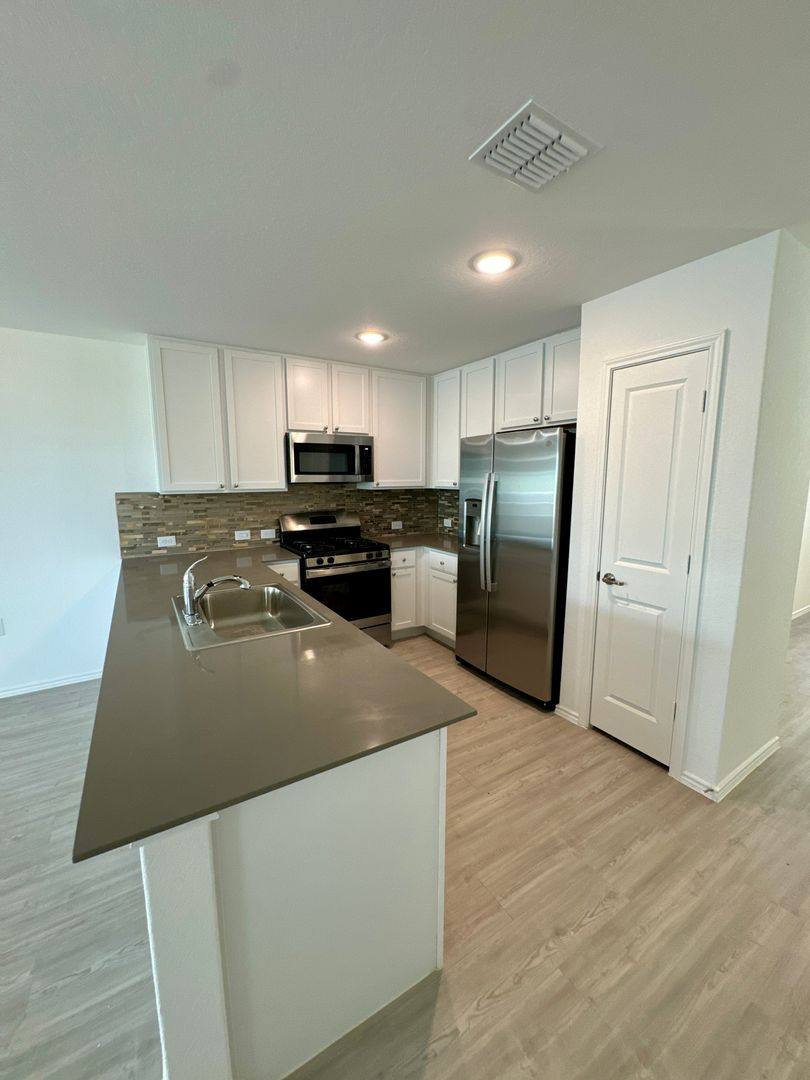 House for rent at 10611 Vesta Curve, San Antonio, TX 78224