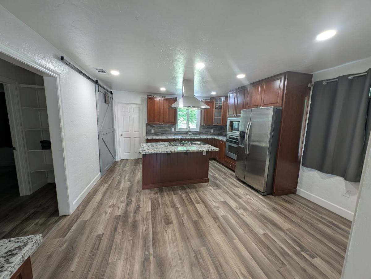 House for rent at 5499 Balls Ferry Rd, Anderson, CA 96007