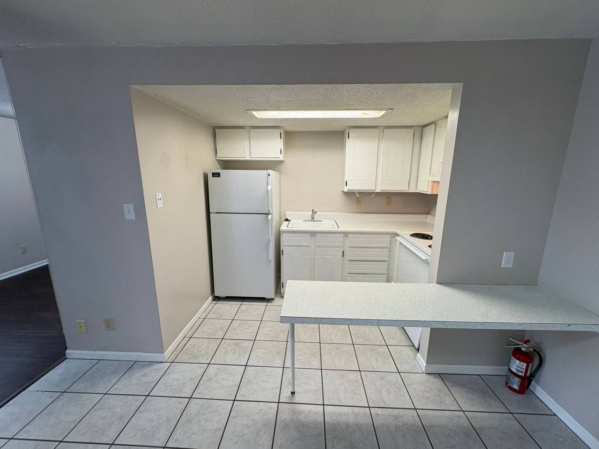 Apartment for rent at 1218 Pomeroy St, Manhattan, KS 66502
