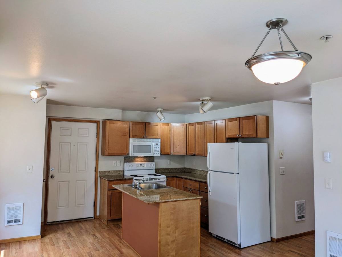 Apartment for rent at 611-631 Paloma Lane, Bellingham, WA 98226