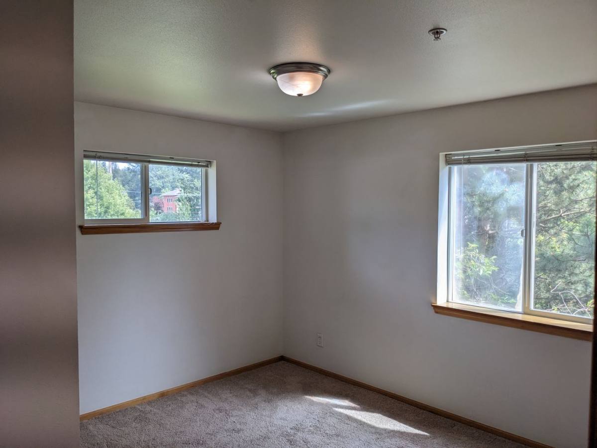 Apartment for rent at 611-631 Paloma Lane, Bellingham, WA 98226
