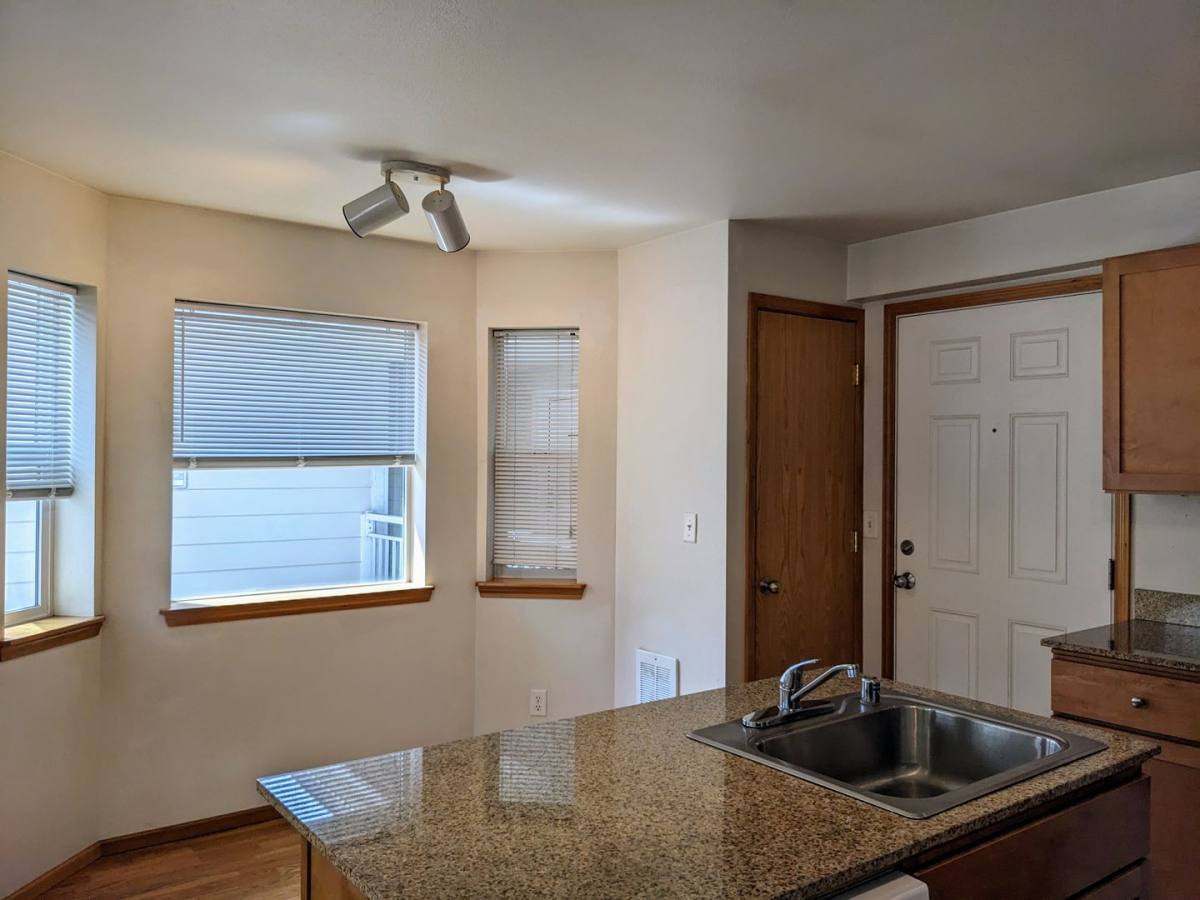 Apartment for rent at 611-631 Paloma Lane, Bellingham, WA 98226