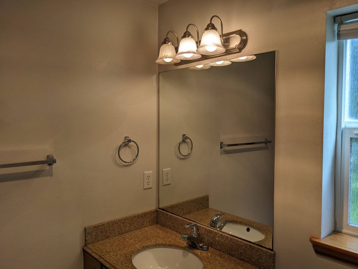 Apartment for rent at 611-631 Paloma Lane, Bellingham, WA 98226