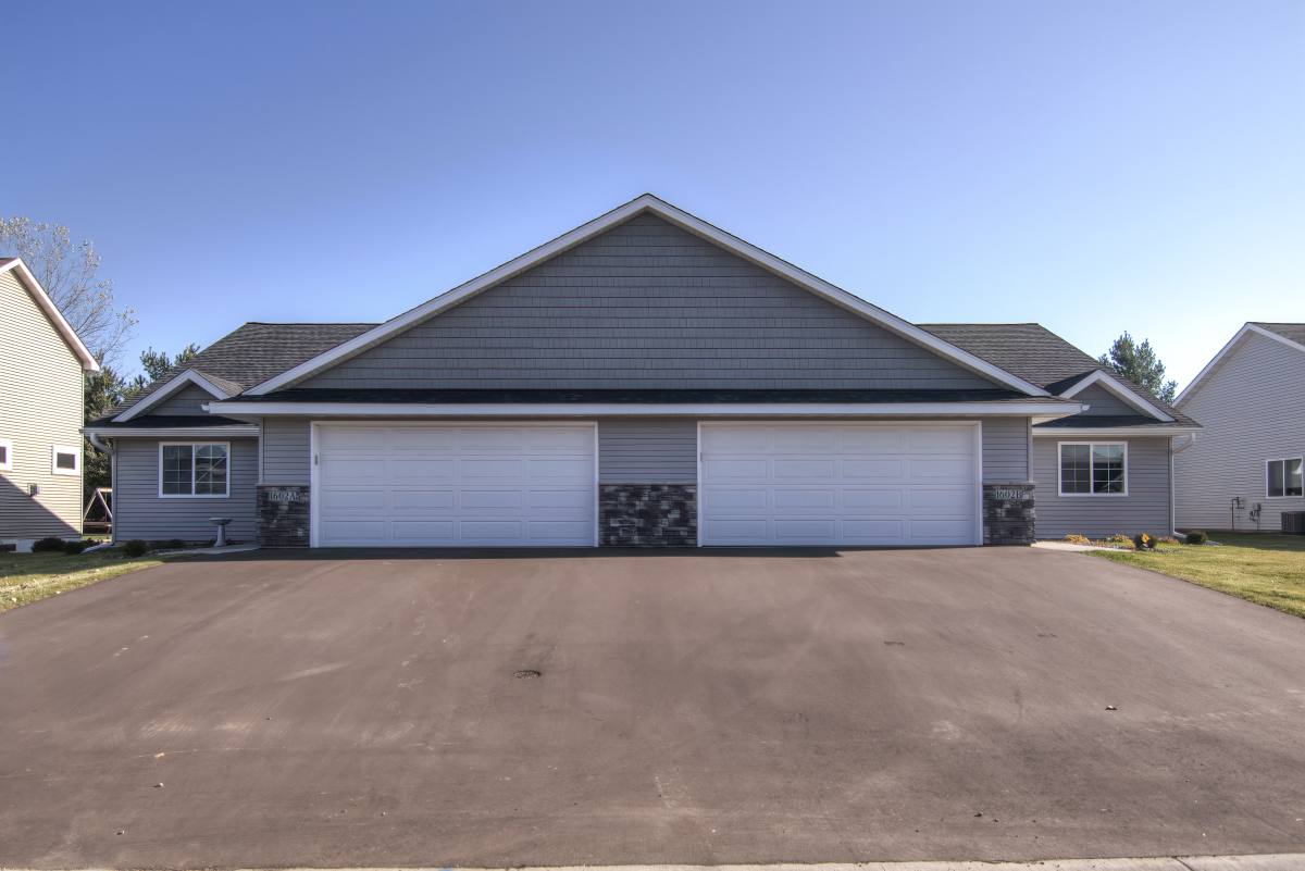 Townhouse for rent at 1624-B Gunston Dr, New Richmond, WI 54017