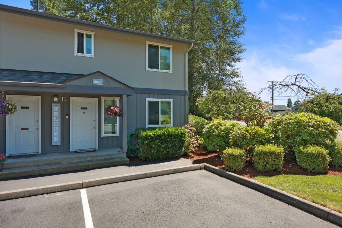 Apartment for rent at 615 Watson St N, Enumclaw, WA 98022