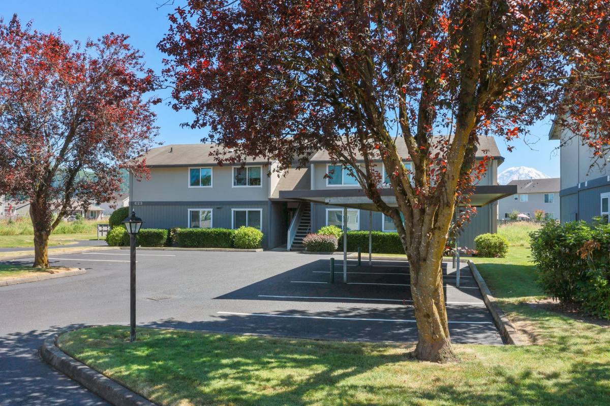 Apartment for rent at 615 Watson St N, Enumclaw, WA 98022
