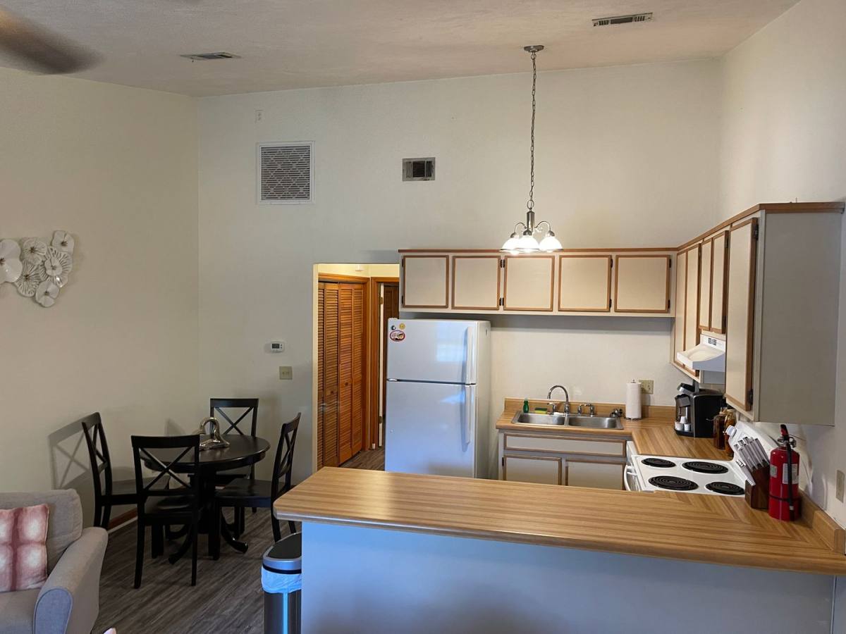 Townhouse for rent at 1189 Ocala Rd, Tallahassee, FL 32301