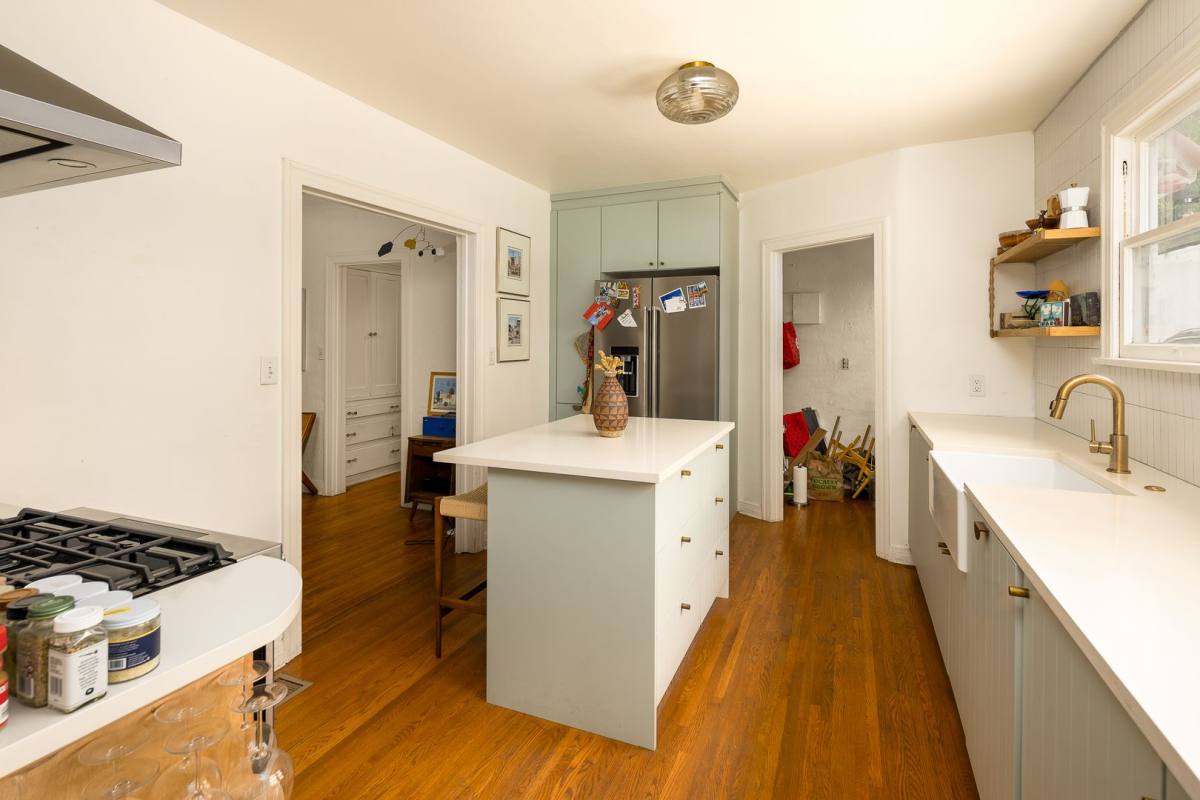 Apartment for rent at 1647 N Coronado St, Los Angeles, CA 90026